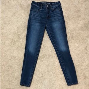 American Eagle Size 4 Super Hi-Rise Jeggings